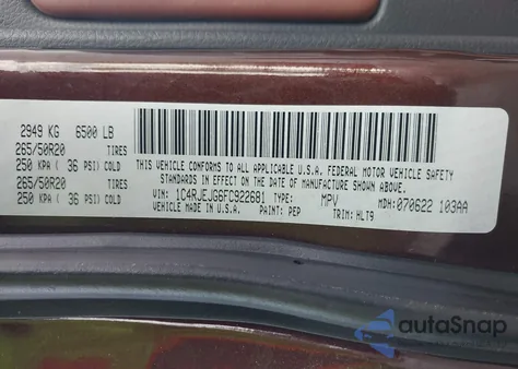 2015 Jeep Grand Cherokee Summit z USA, uszkodzony, nr VIN 1C4RJEJG6FC922681